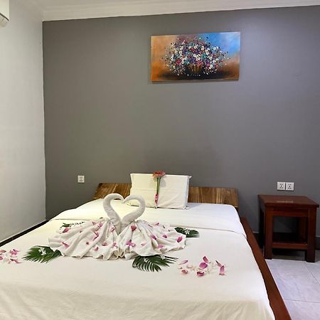 Neakru Guesthouse&Restaurant Kampot Extérieur photo