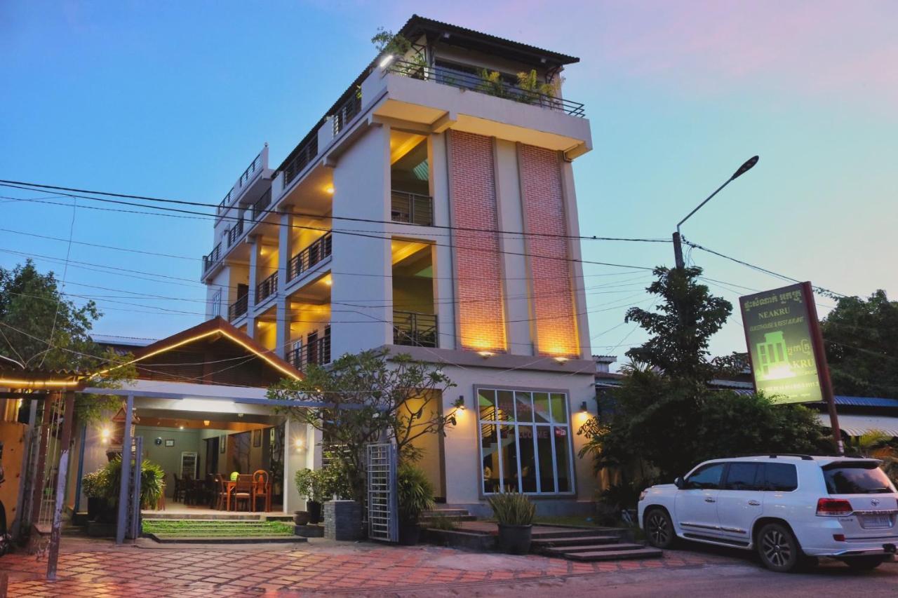 Neakru Guesthouse&Restaurant Kampot Extérieur photo