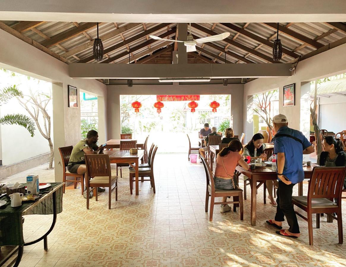 Neakru Guesthouse&Restaurant Kampot Extérieur photo