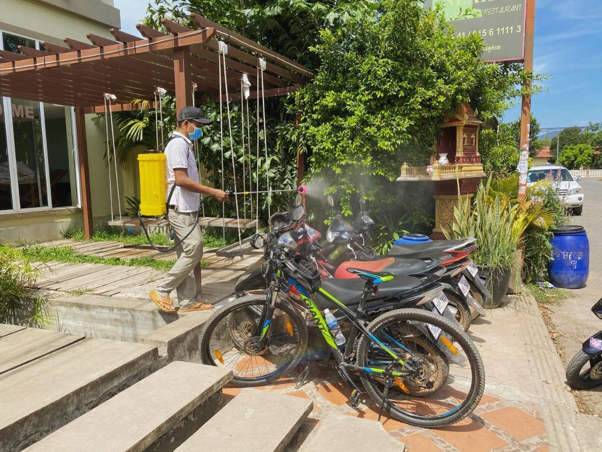 Neakru Guesthouse&Restaurant Kampot Extérieur photo